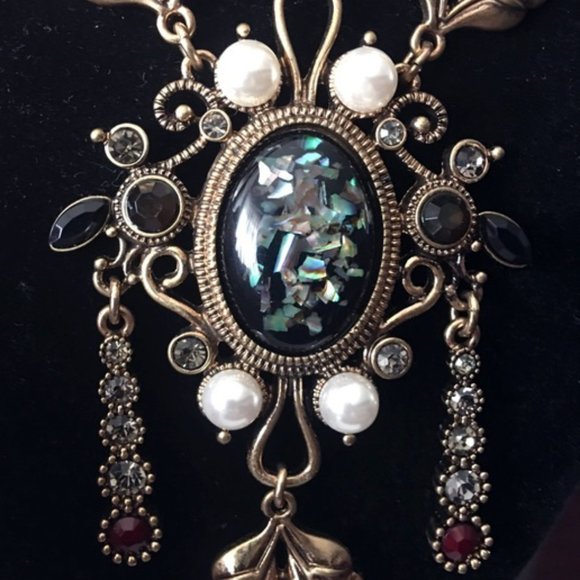 Vintage Crystal and Pearl Gothic Victorian Gypsy Drop Pendant Necklace - Picture 2 of 3